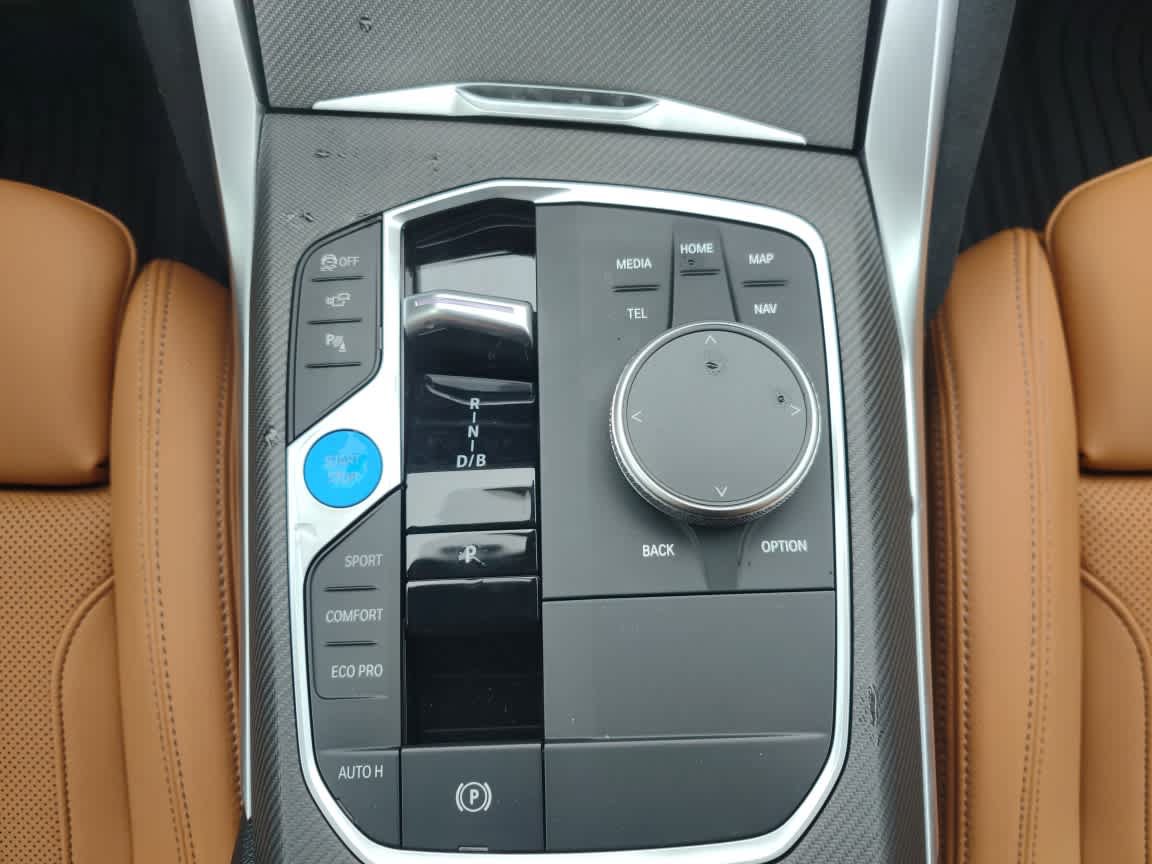 Used 2025 BMW i4 xDrive40i w/ M Sport Package AWD/4WD image 31