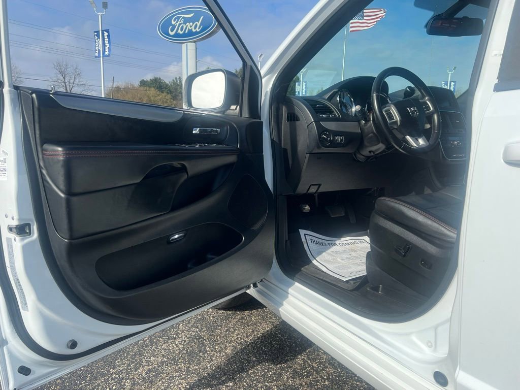 Used 2019 Dodge Grand Caravan GT image 10