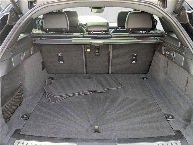 Certified 2025 Land Rover Range Rover Velar Dynamic SE image 6