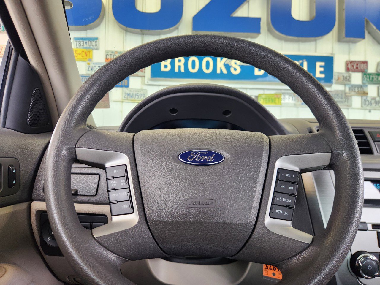 Used 2010 Ford Fusion SE FWD image 11