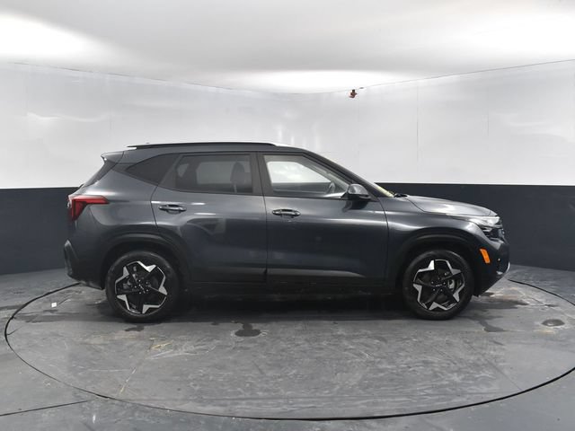 Used 2025 Kia Seltos S FWD image 11