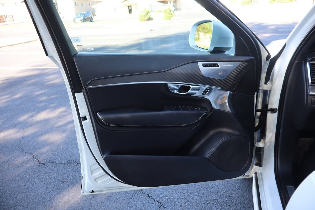 Used 2019 Volvo XC90 T6 R-Design w/ Advanced Package AWD/4WD image 25