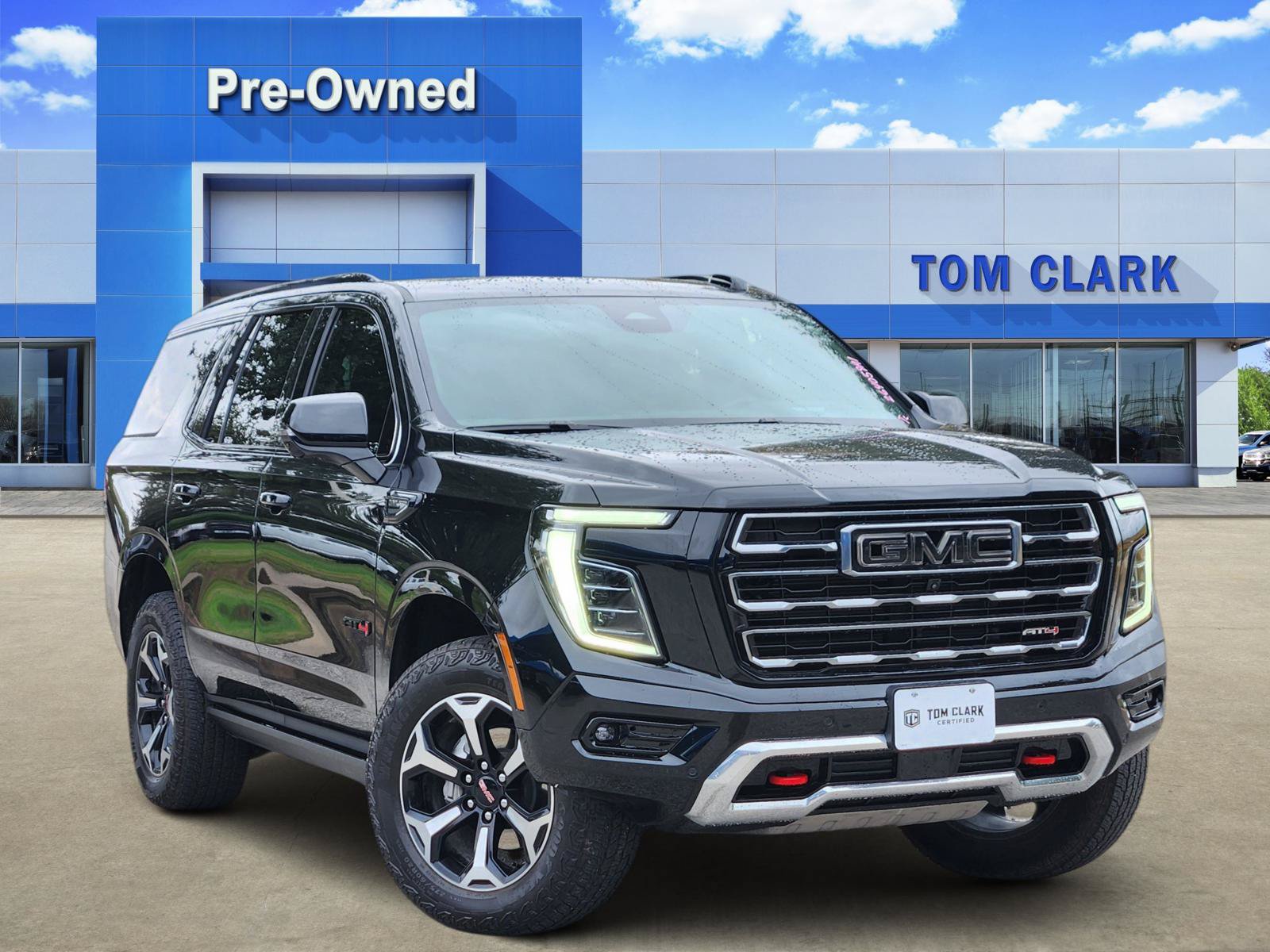Used 2026 GMC Yukon AT4 w/ AT4 Premium Package AWD/4WD image 1