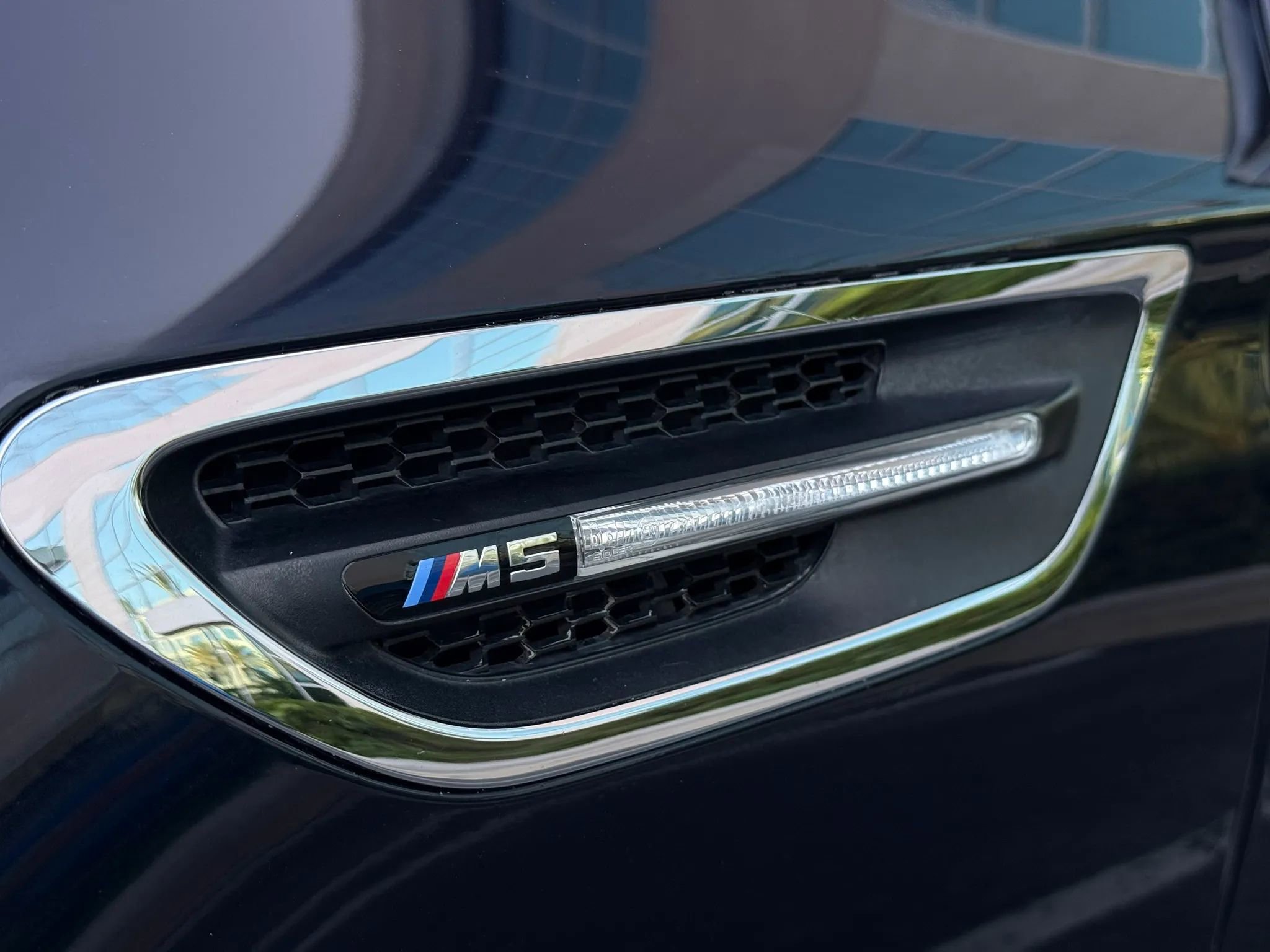 Used 2013 BMW M5 RWD image 10