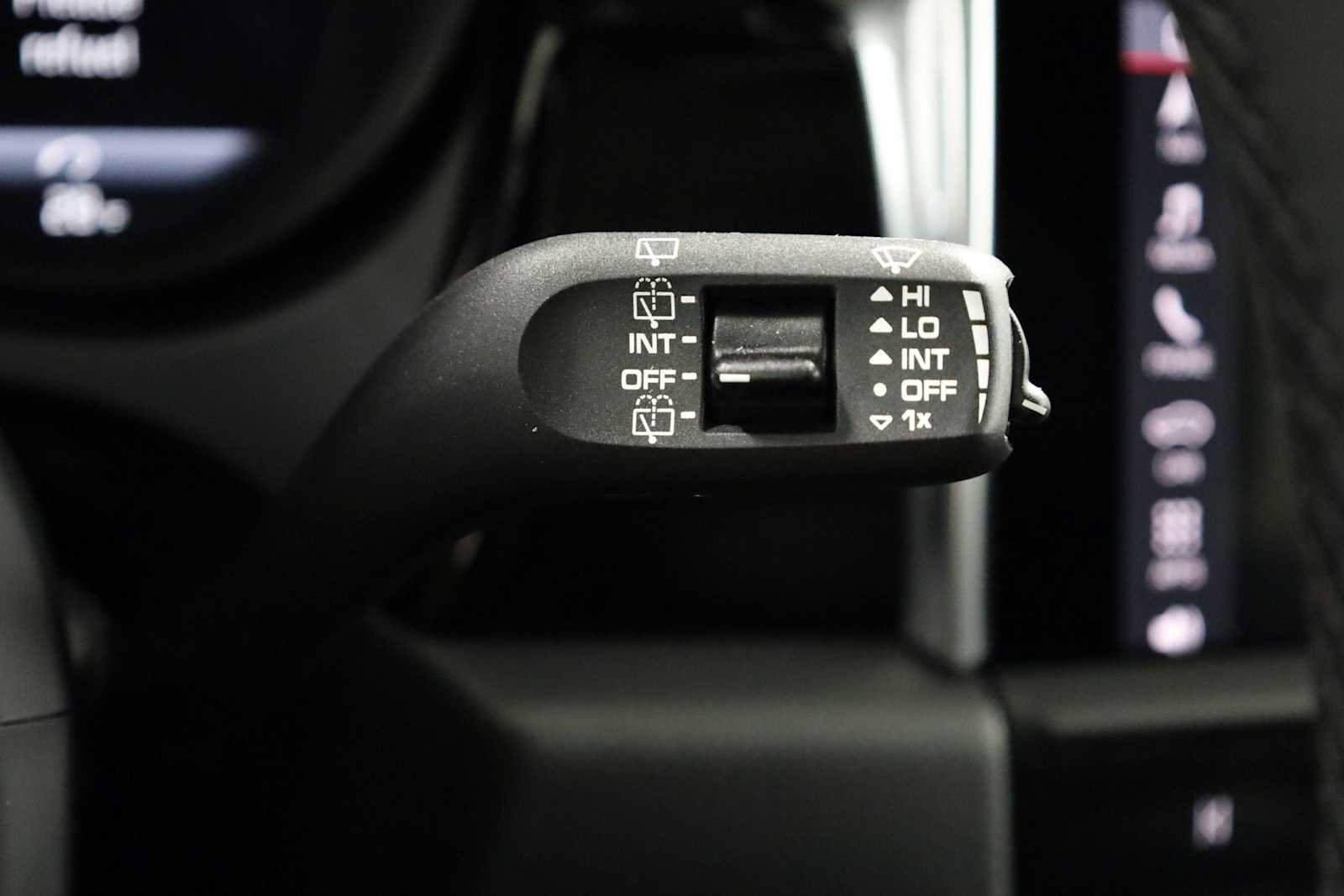 New 2026 Porsche Macan image 30