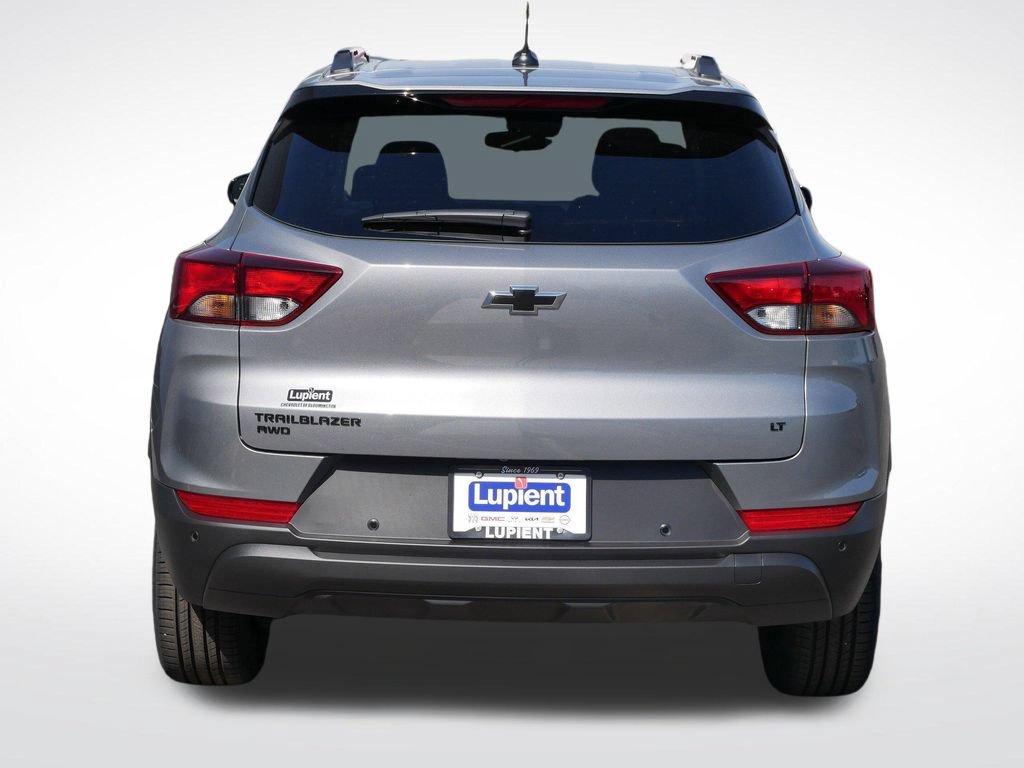 New 2026 Chevrolet TrailBlazer LT w/ Midnight Edition AWD/4WD image 4