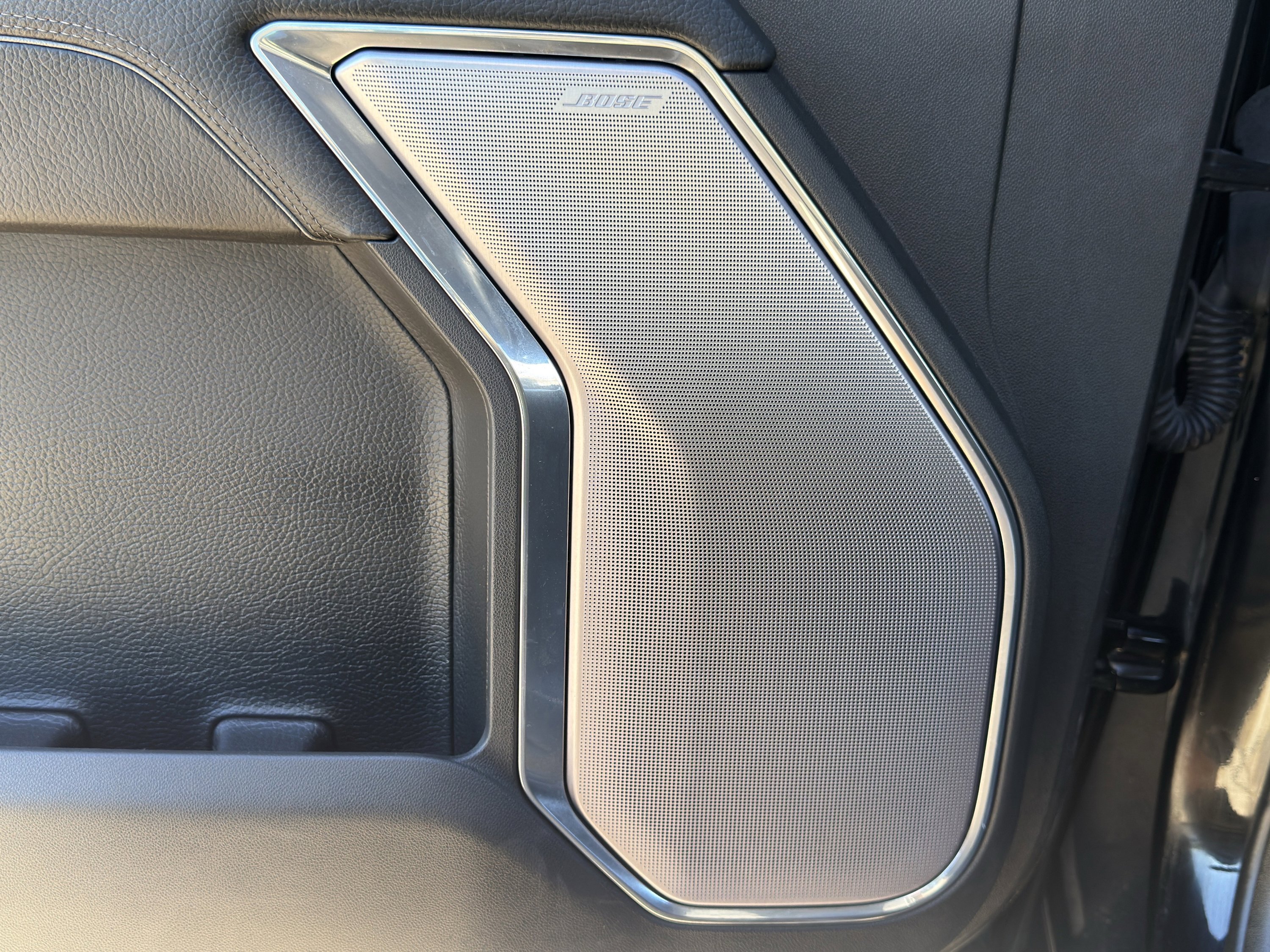 Used 2024 GMC Sierra 3500 Denali w/ Denali Reserve Package image 44