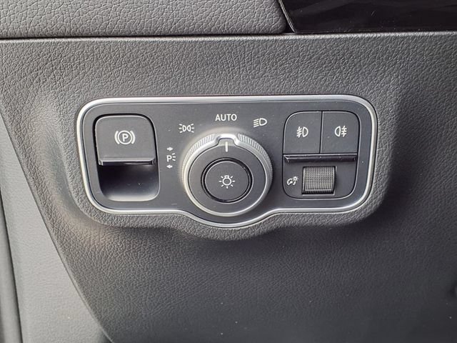 Certified 2025 Mercedes-Benz GLA 250 image 11