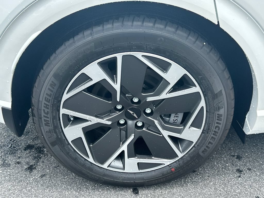 New 2026 Genesis GV60 RWD image 17