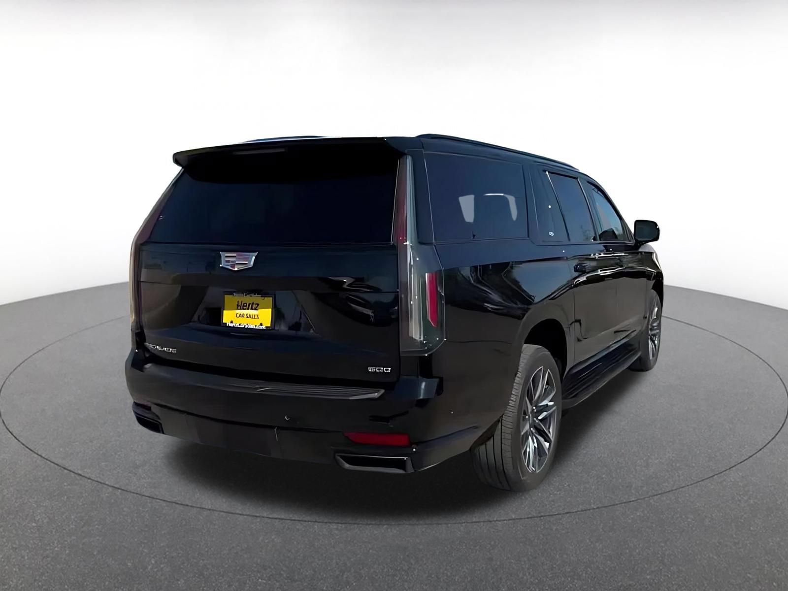 Used 2023 Cadillac Escalade ESV Sport AWD/4WD image 12