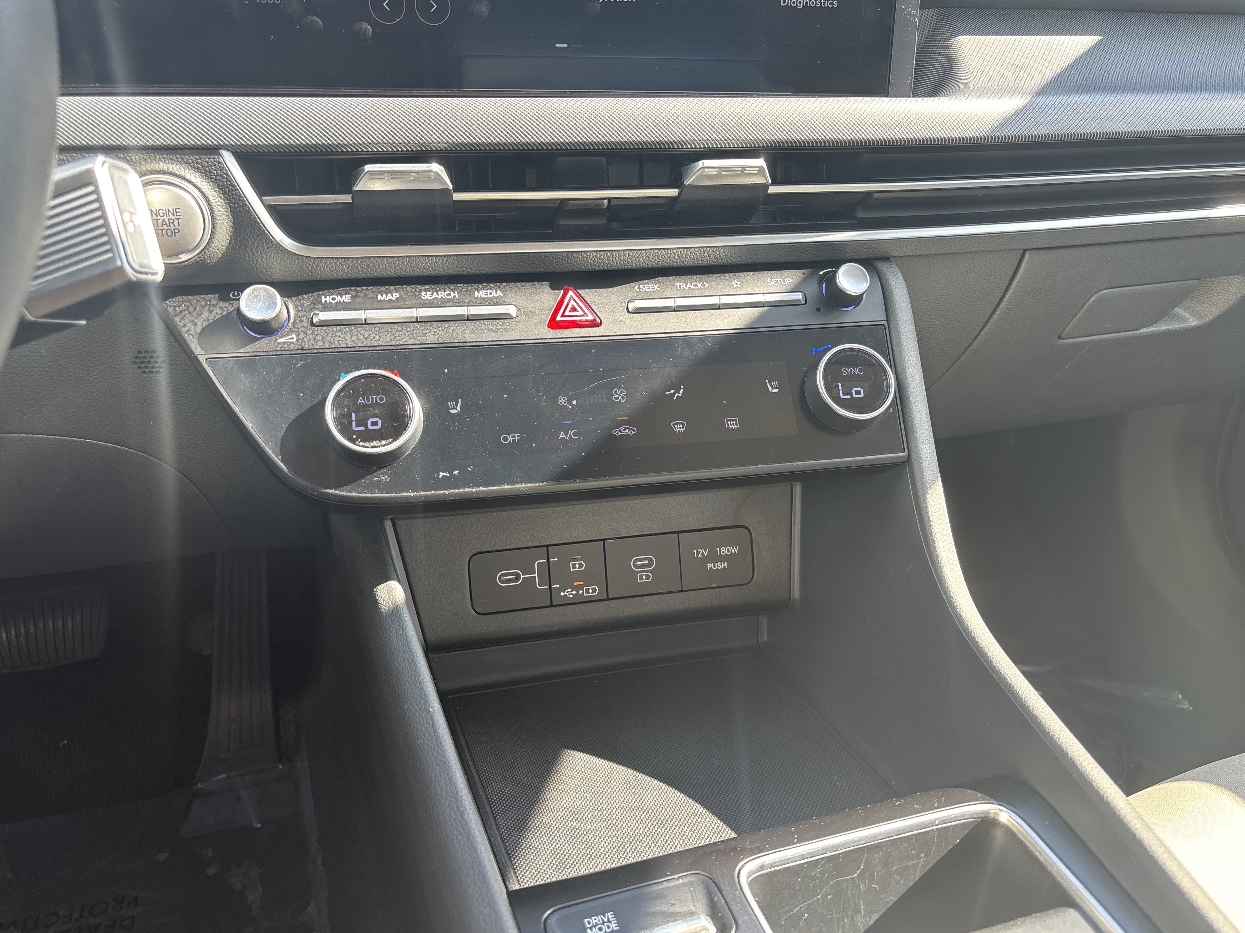 Used 2025 Hyundai Sonata SEL FWD image 22