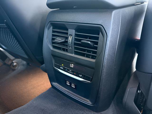 Used 2021 BMW 430i Coupe w/ M Sport Package image 24