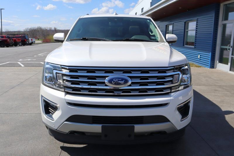 Used 2019 Ford Expedition Max Limited w/ Equipment Group 301A image 4