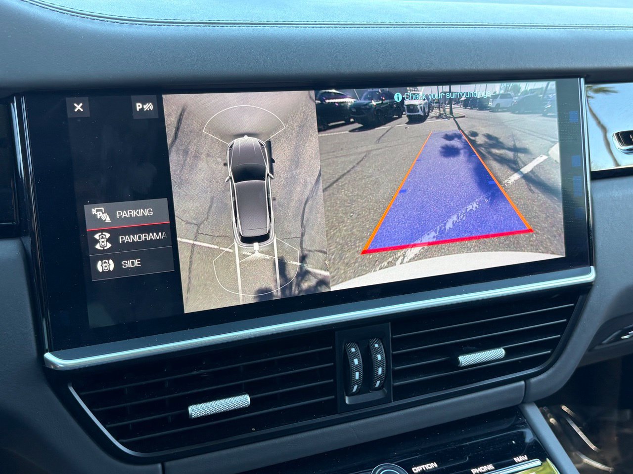 Used 2019 Porsche Cayenne E-Hybrid AWD/4WD image 26