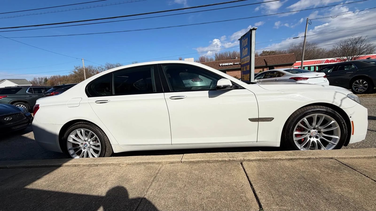 Used 2013 BMW 750i xDrive AWD/4WD image 5