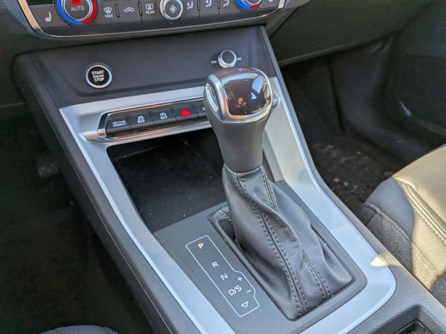 Used 2022 Audi Q3 2.0T Premium image 11