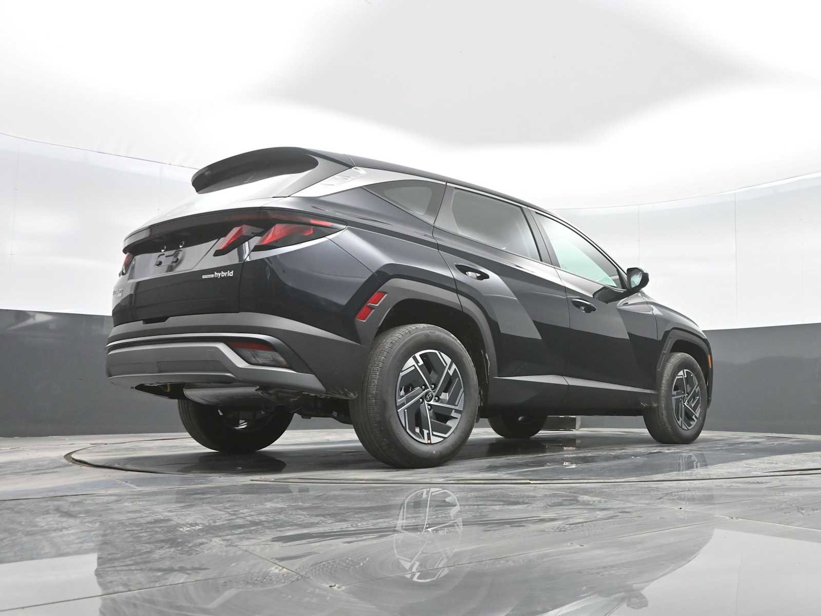 New 2026 Hyundai Tucson Blue SE image 35