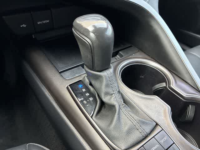 Used 2024 Toyota Camry SE FWD image 33