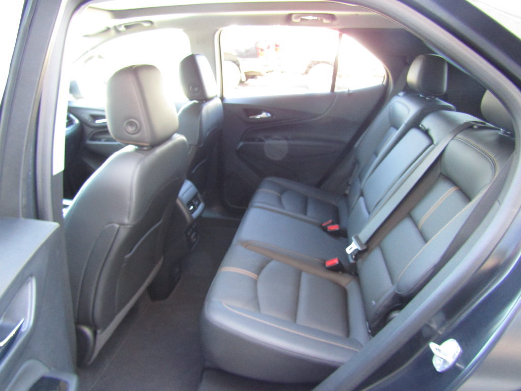 Used 2022 Chevrolet Equinox Premier AWD/4WD image 38