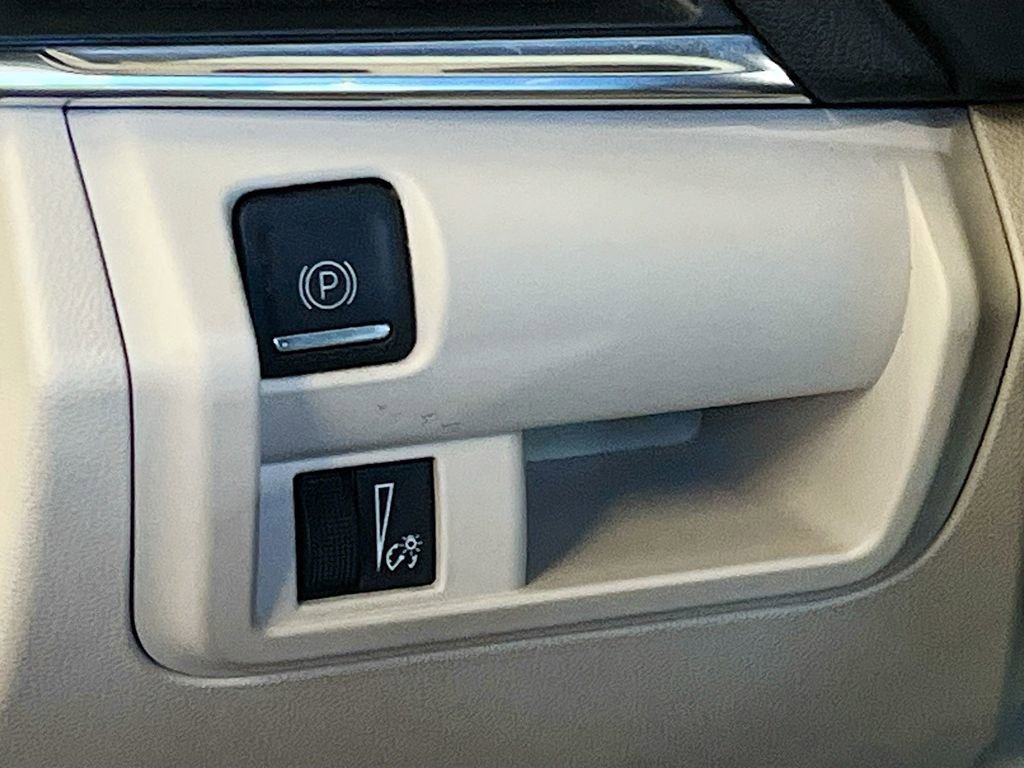 Used 2021 Cadillac CT4 Premium Luxury w/ Climate Package image 10