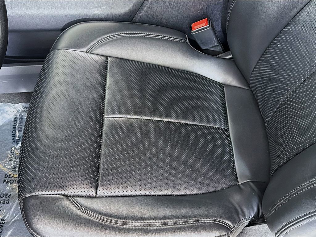 Used 2024 Ford Expedition XLT image 24