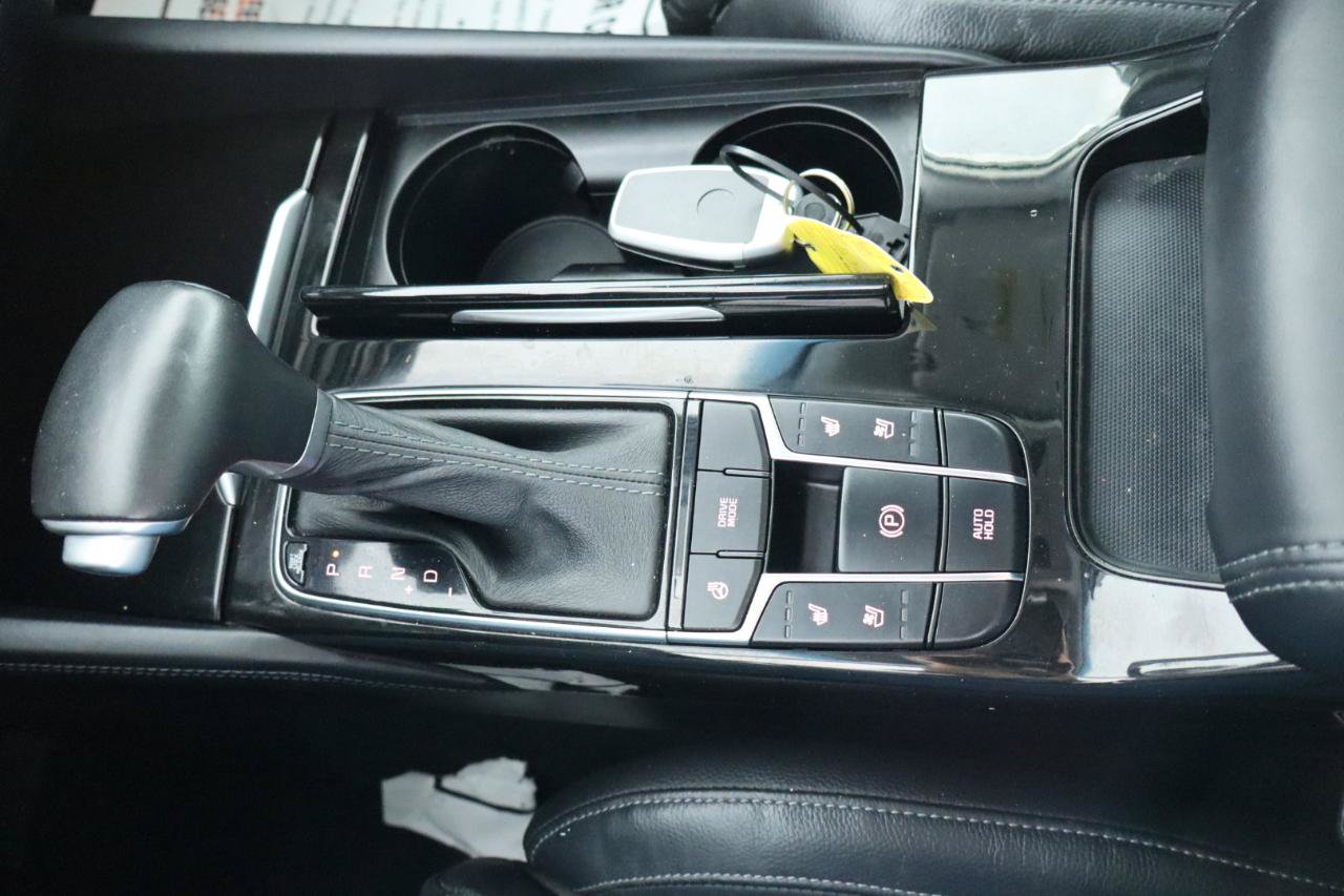 Used 2017 Kia Cadenza Technology FWD image 20