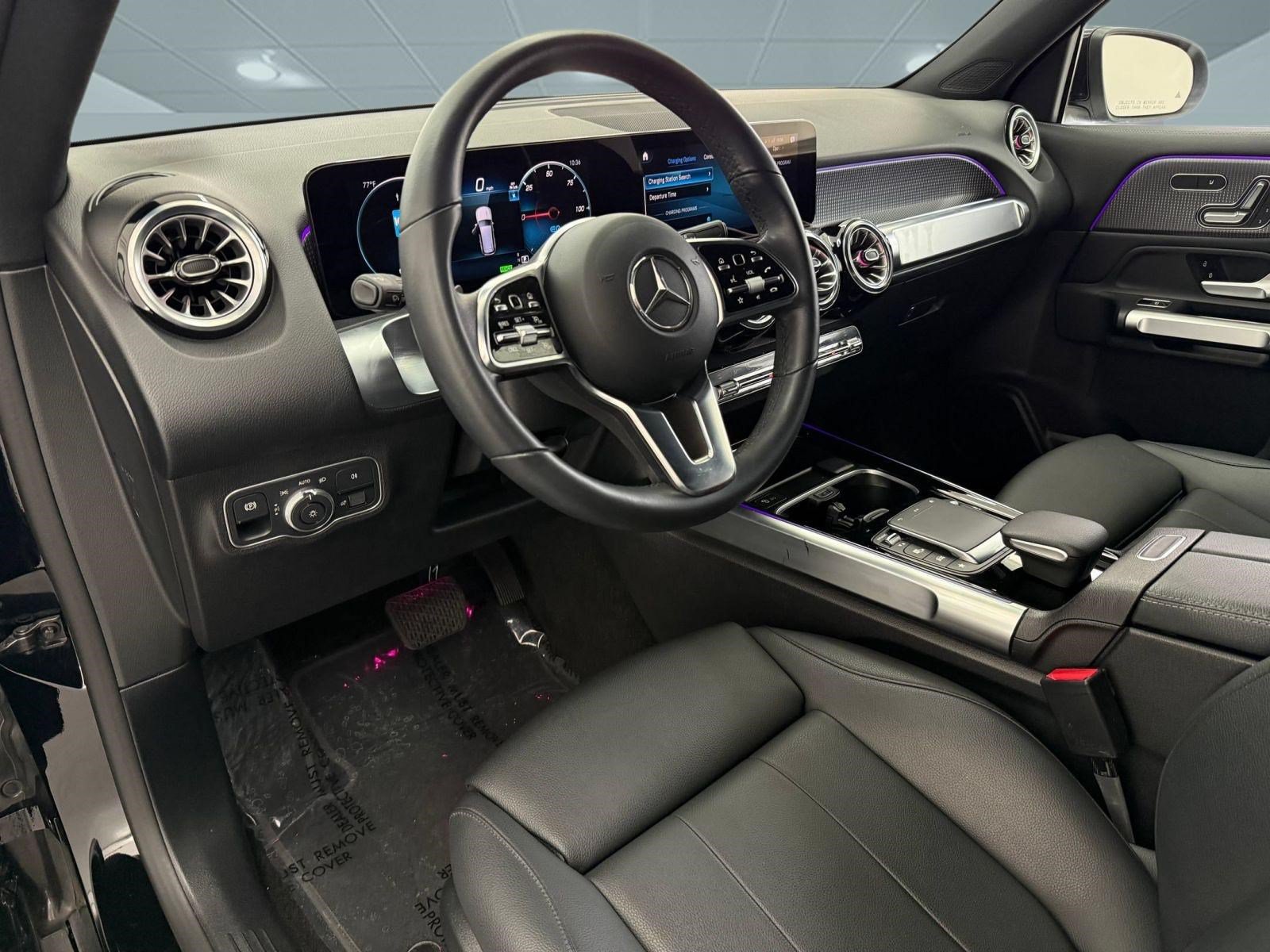 Used 2023 Mercedes-Benz EQB 300 4MATIC image 4
