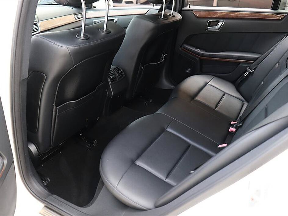 Used 2010 Mercedes-Benz E 350 Sport image 16