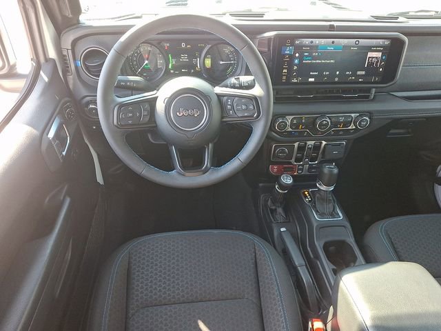 Used 2025 Jeep Wrangler Unlimited Rubicon 4xe w/ Safety Group image 11