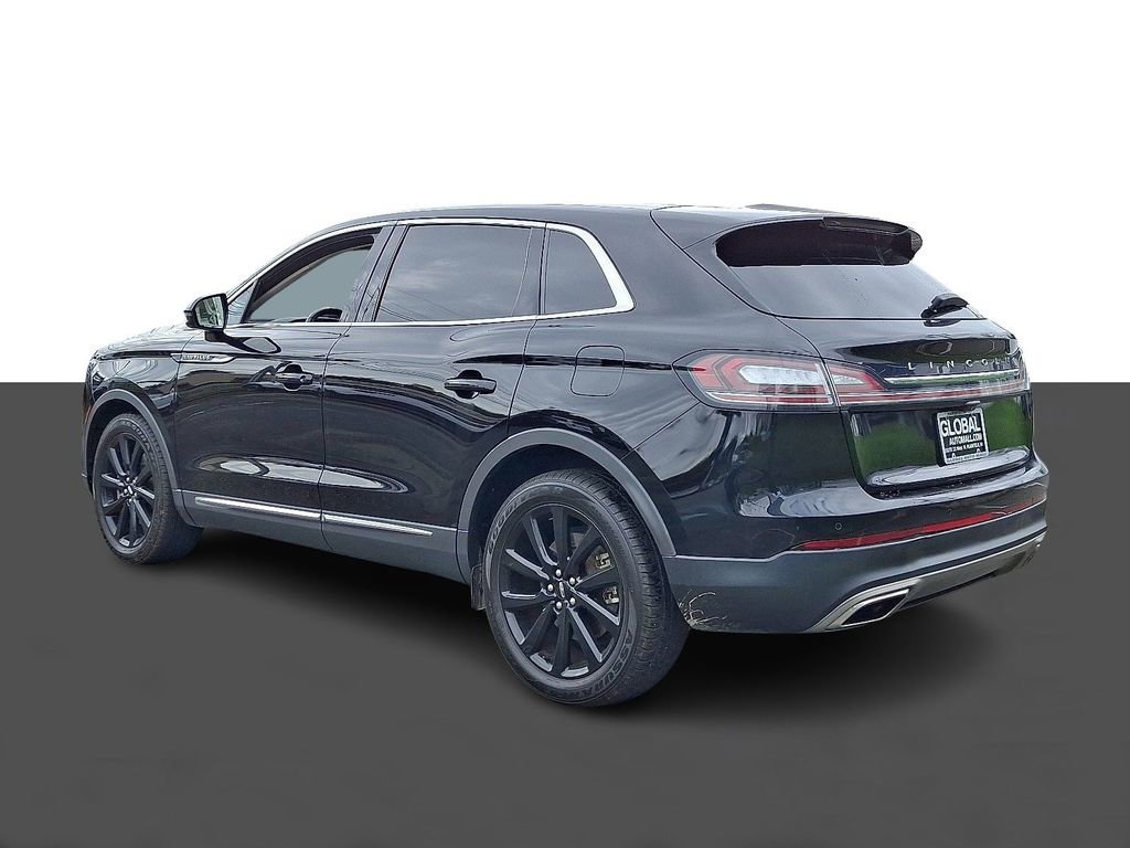 Used 2022 Lincoln Nautilus Reserve w/ Monochromatic Package image 5