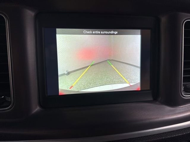 Used 2020 Dodge Charger SXT image 2