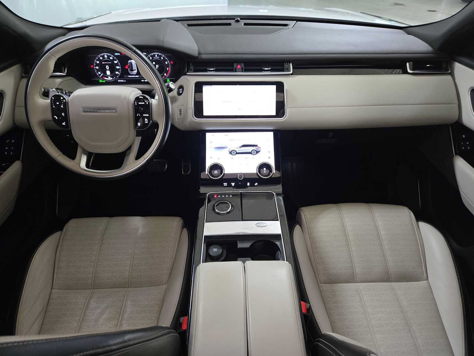 Used 2019 Land Rover Range Rover Velar R-Dynamic HSE AWD/4WD image 18