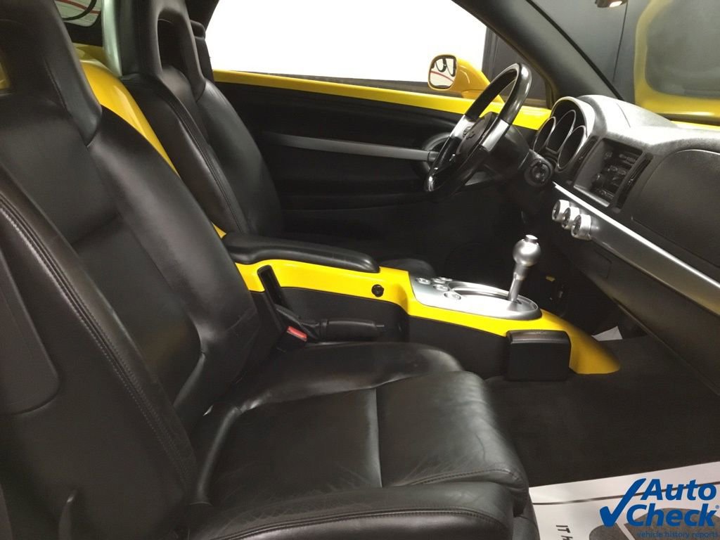 Used 2003 Chevrolet SSR w/ Preferred Equipment Group RWD image 36