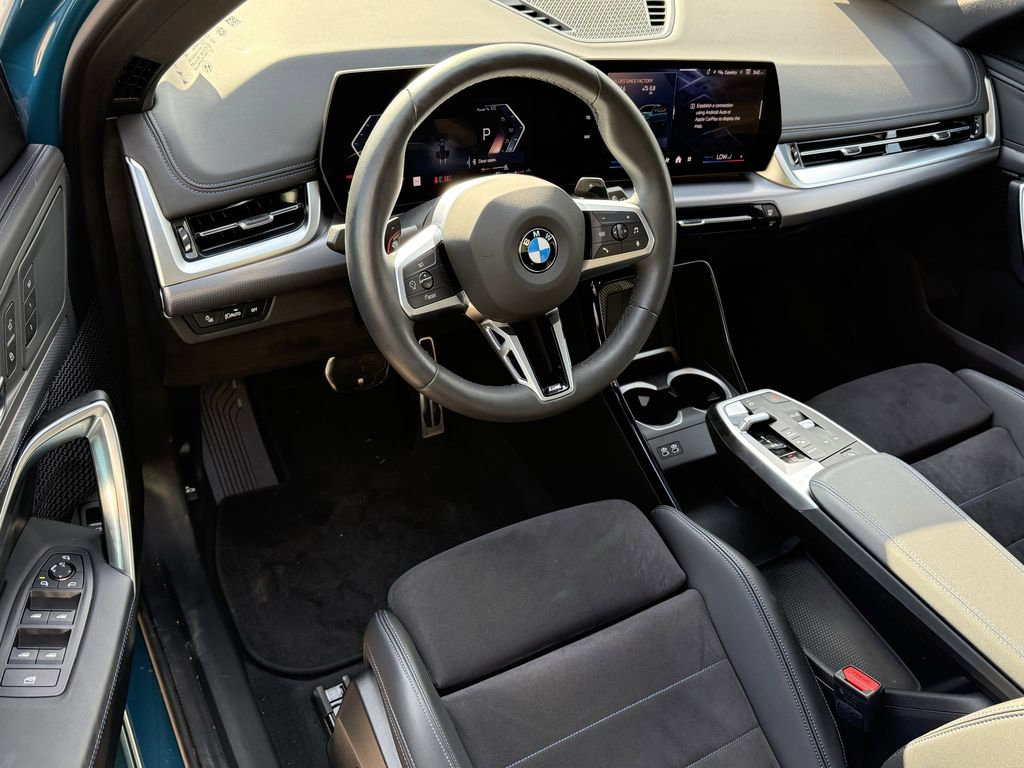 Used 2025 BMW X1 xDrive28i w/ M Sport Package AWD/4WD image 14