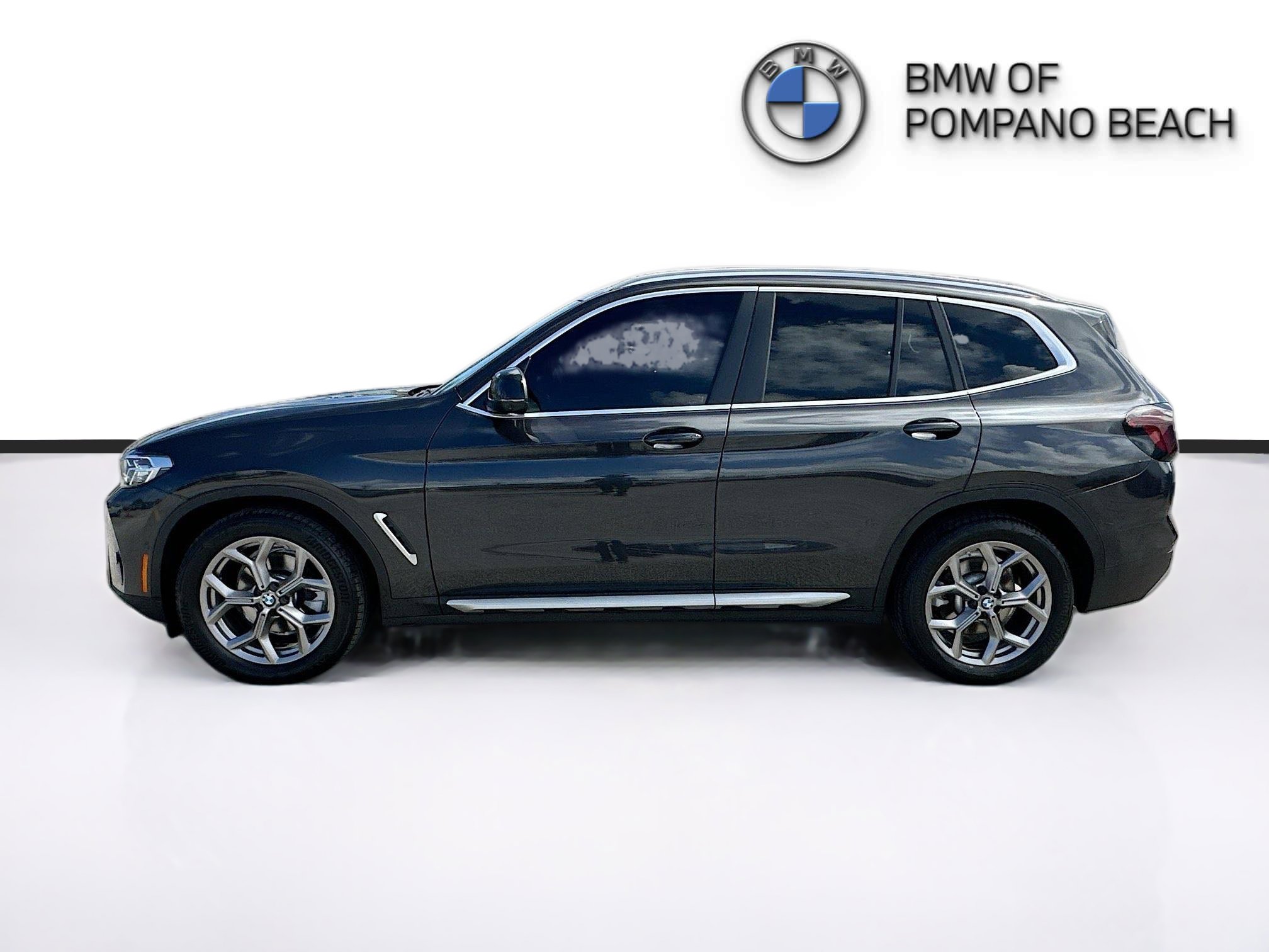 Used 2023 BMW X3 sDrive30i w/ Convenience Package w/ZPA image 4