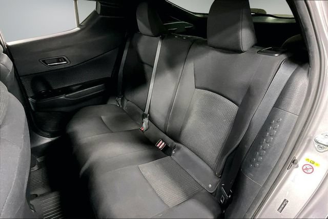Used 2018 Toyota C-HR XLE FWD image 20