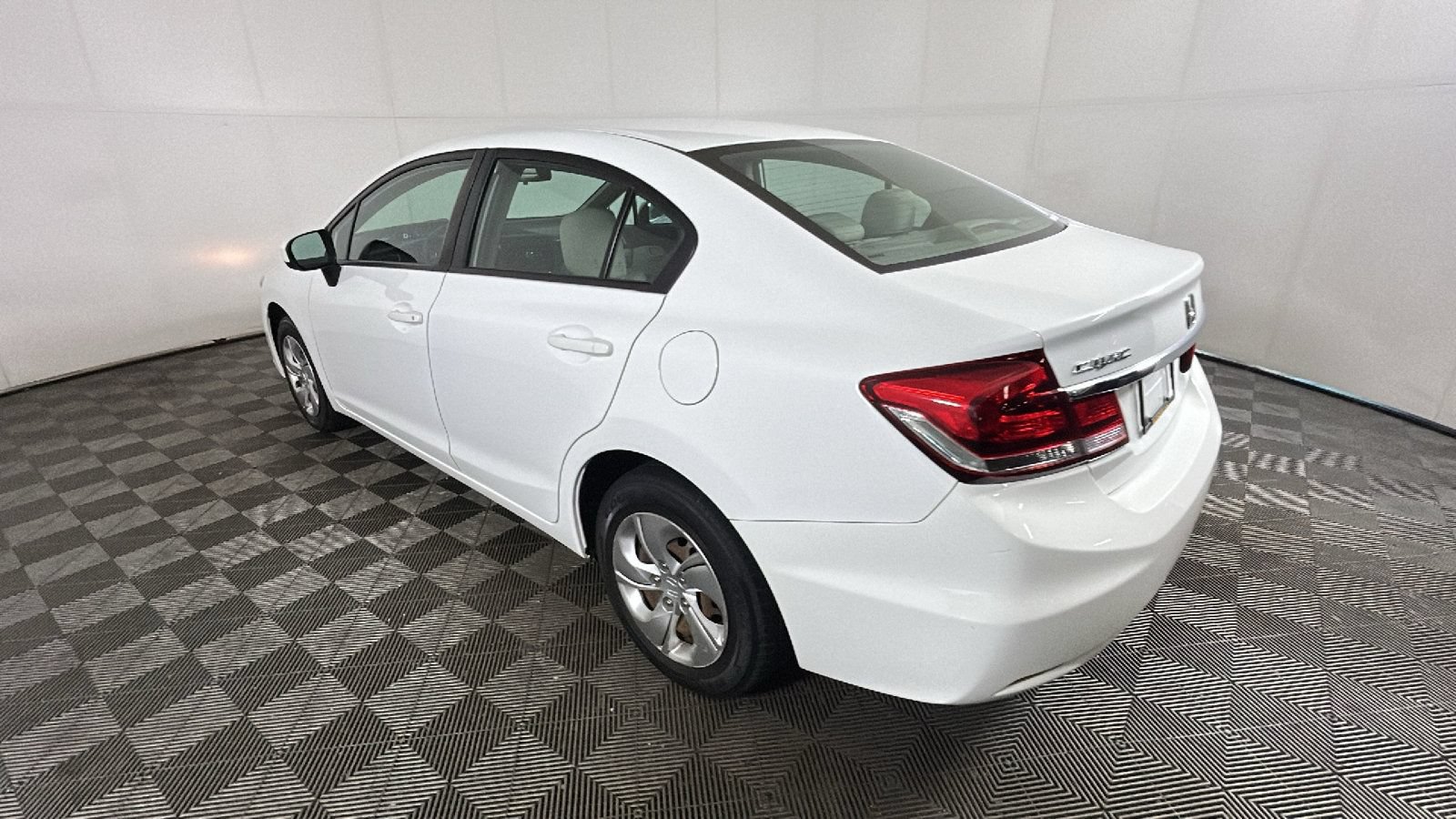 Used 2015 Honda Civic LX image 4