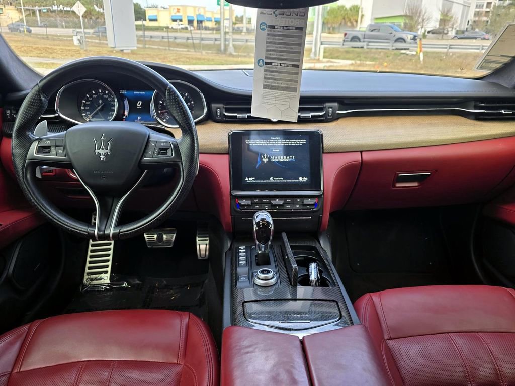 Used 2017 Maserati Quattroporte GTS GranSport image 12