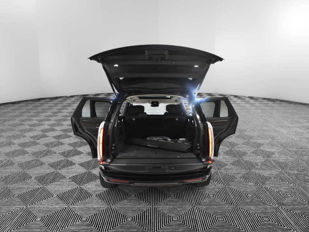 Used 2025 Land Rover Range Rover Autobiography image 9