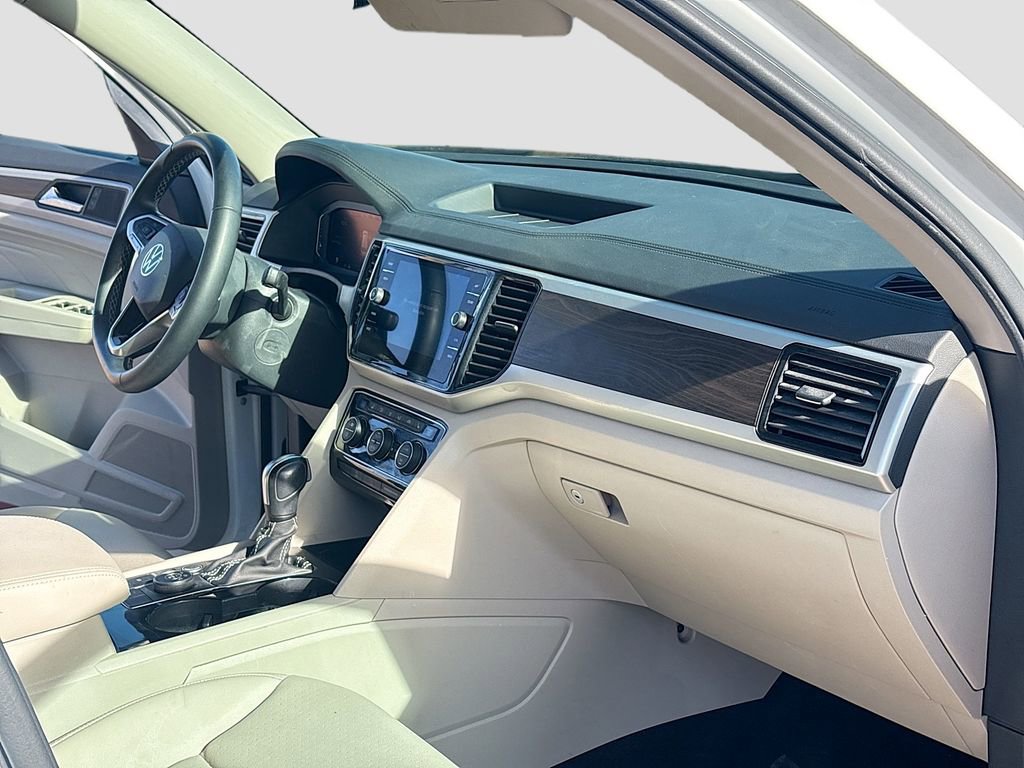 Used 2023 Volkswagen Atlas SE image 27