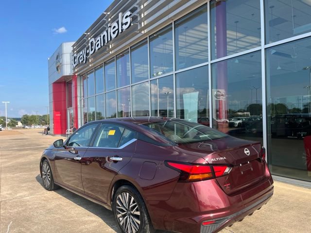 Used 2023 Nissan Altima 2.5 SV FWD video 2