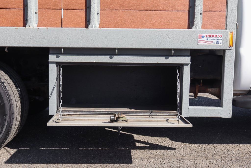 Used 2011 Ford F550 2WD Crew Cab Super Duty w/ Payload Upgrade Pkg image 14