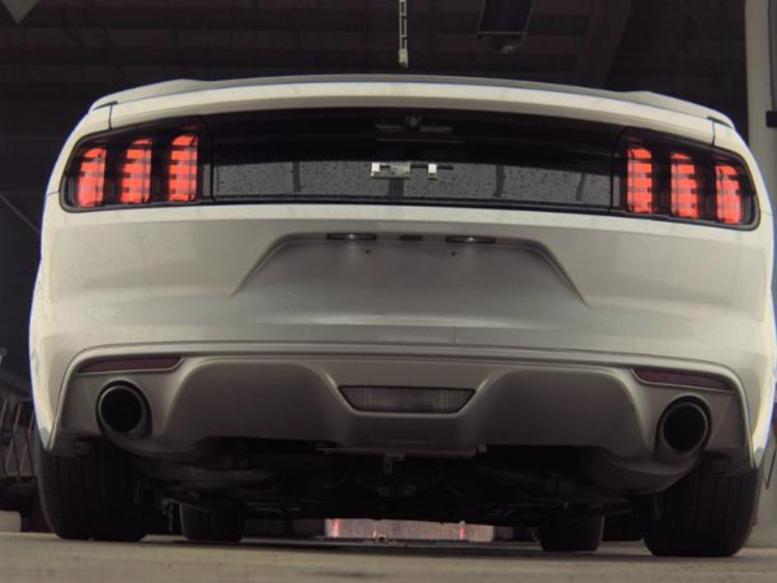 Used 2015 Ford Mustang GT RWD image 7