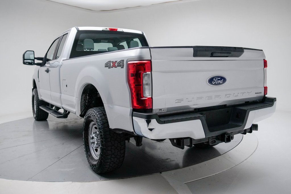 Used 2017 Ford F350 XL image 7