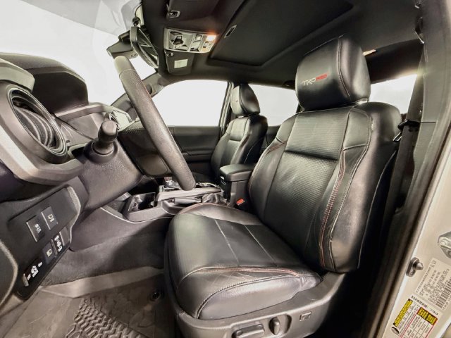 Used 2021 Toyota Tacoma TRD Pro AWD/4WD image 25