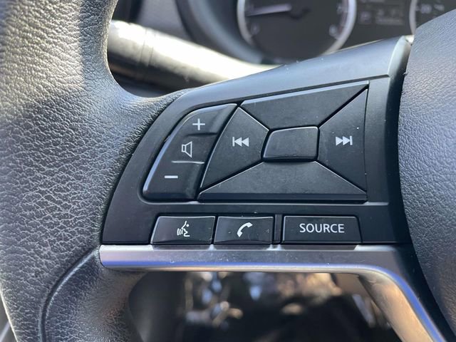 Used 2021 Nissan Kicks S image 15