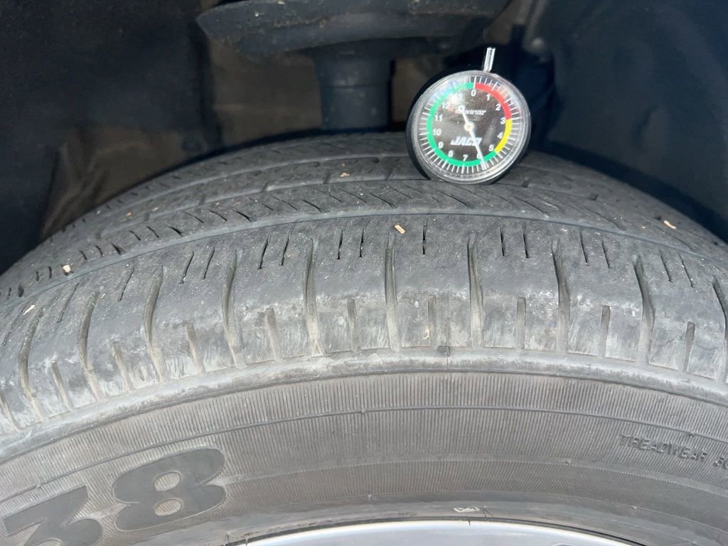 Used 2023 Toyota RAV4 LE image 12