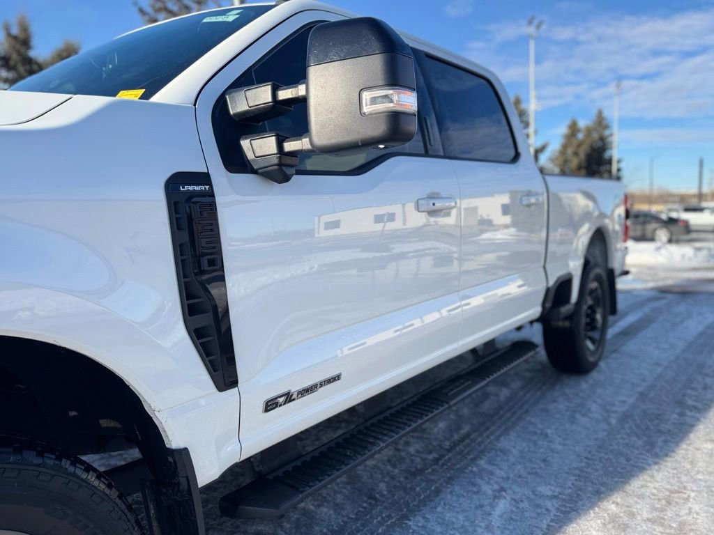 Used 2024 Ford F350 Lariat w/ Sport Appearance Package image 17