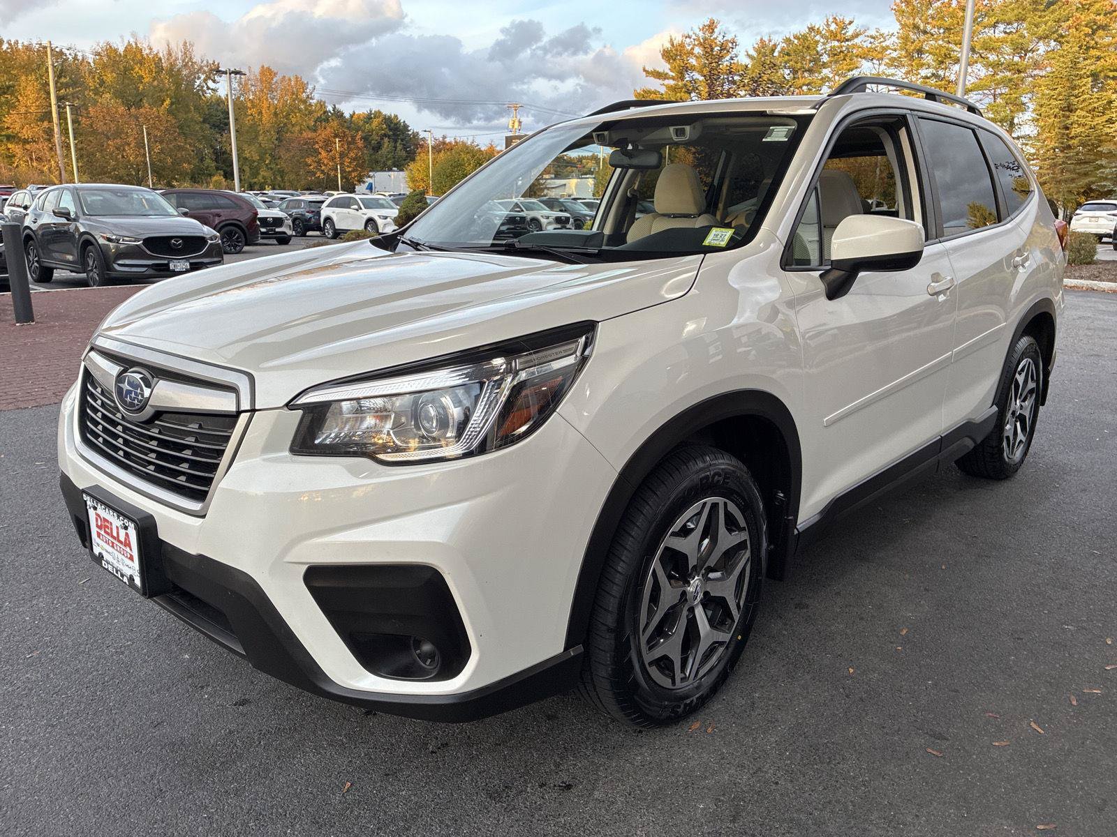 Used 2019 Subaru Forester Premium AWD/4WD image 3