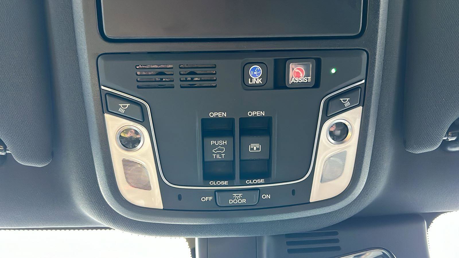 Used 2022 Honda Pilot Black Edition image 35